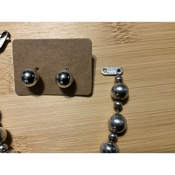 Ball Bracelet & Ball Earrings Set - Picture 3 of 4
